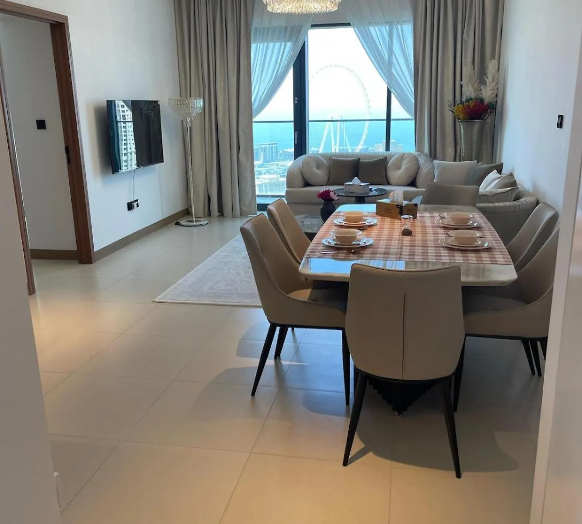 Apartment Ferienwohnung Stunning Views & Prime Location Dubai